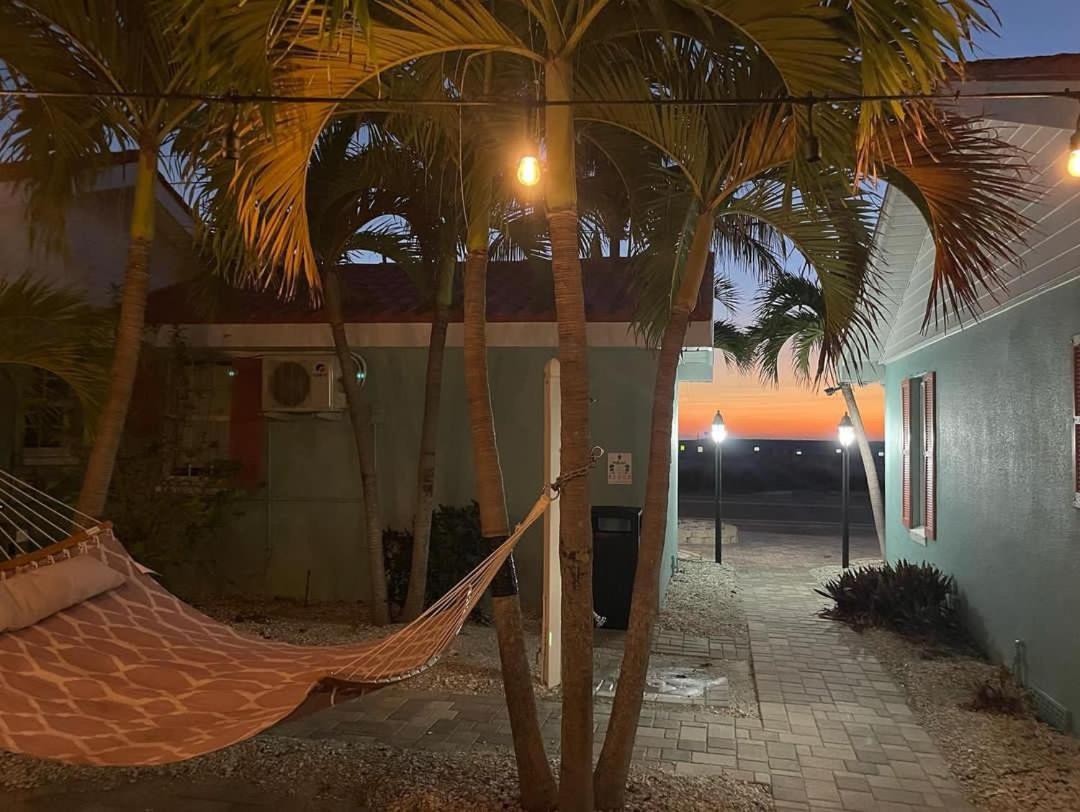 Hotel Blue Waters Treasure Island Exterior foto