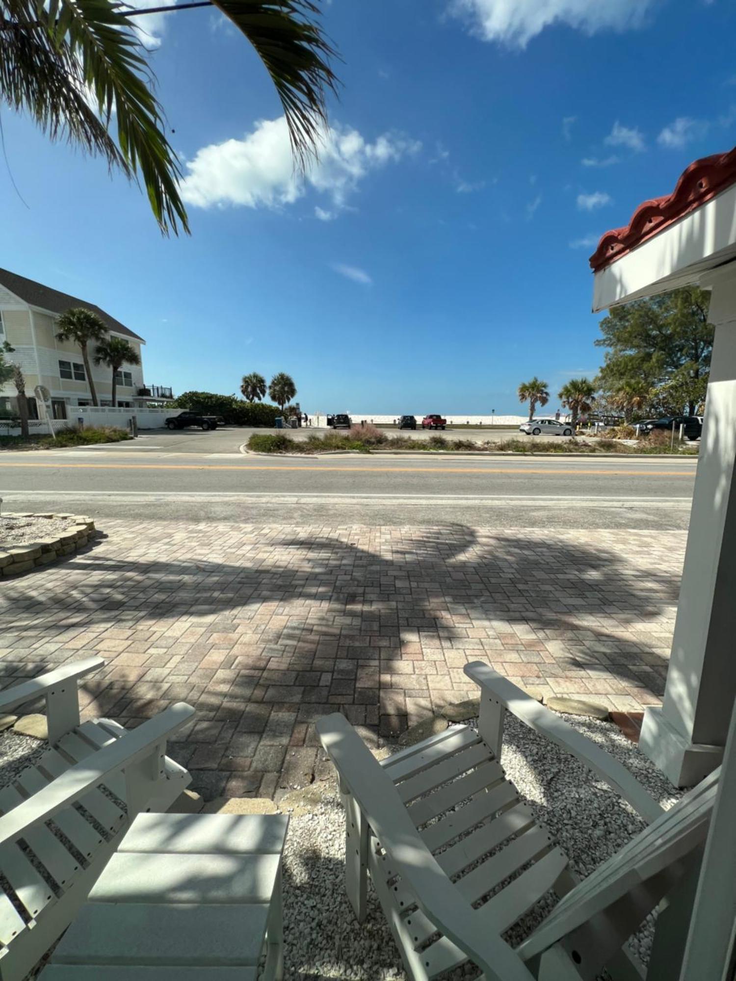 Hotel Blue Waters Treasure Island Exterior foto