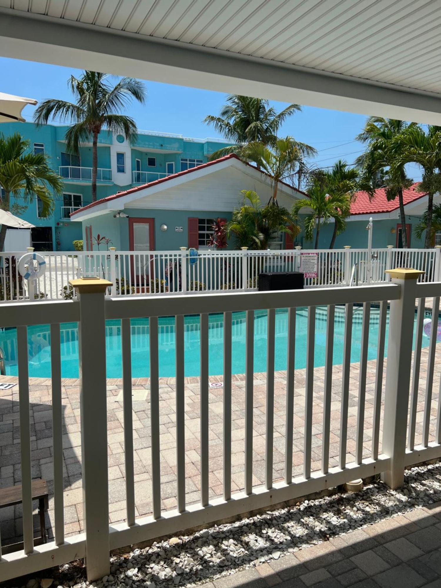 Hotel Blue Waters Treasure Island Exterior foto